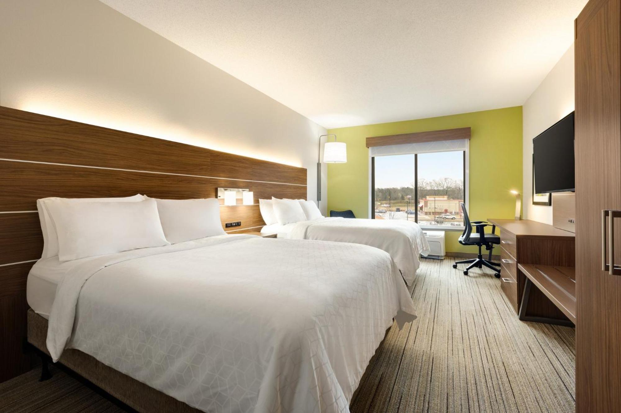 Holiday Inn Express Hotel & Suites Opelika Auburn By Ihg Exterior photo